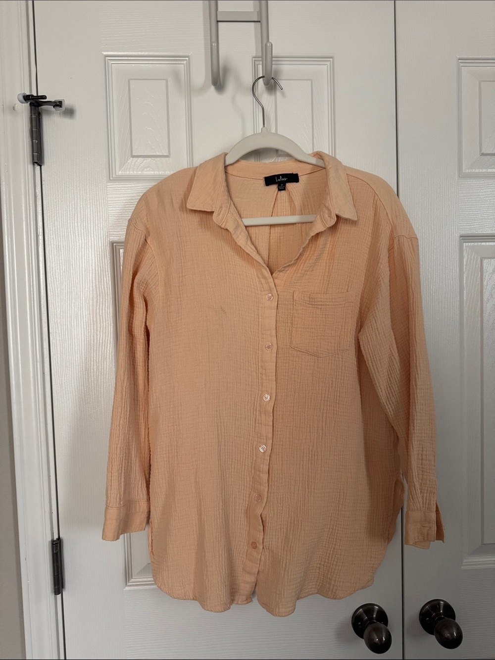 Lulu's Peach Gauze Button-Front Top